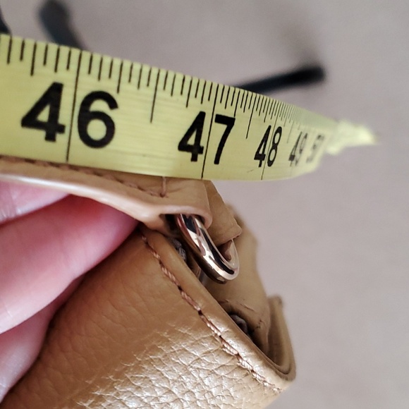 Calvin Klein camel multi compartment crossbody - Picture 11 of 15